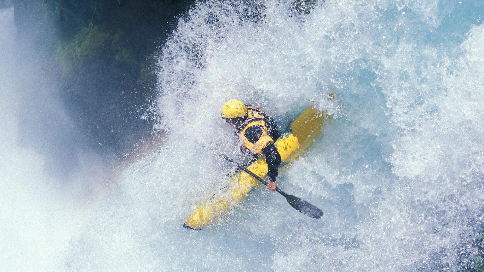 _城市冲浪：人工波浪带来冲浪新体验_，人工冲浪视频